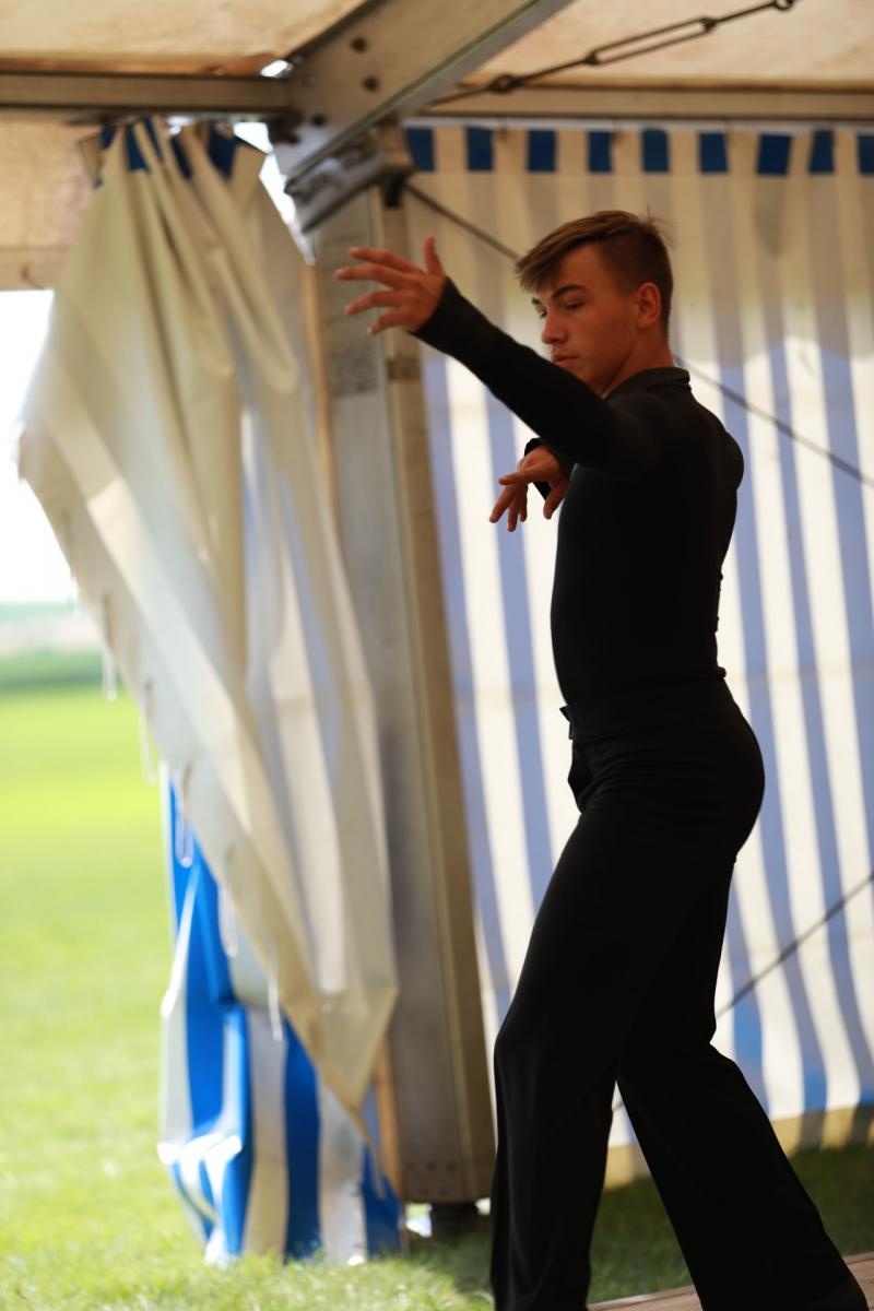 Zdjęcie w galerii na portalu naszraciborz.pl: 100 lat OSP Bojanów. Wesoło i kolorowo na scenie wiadomości z regionu