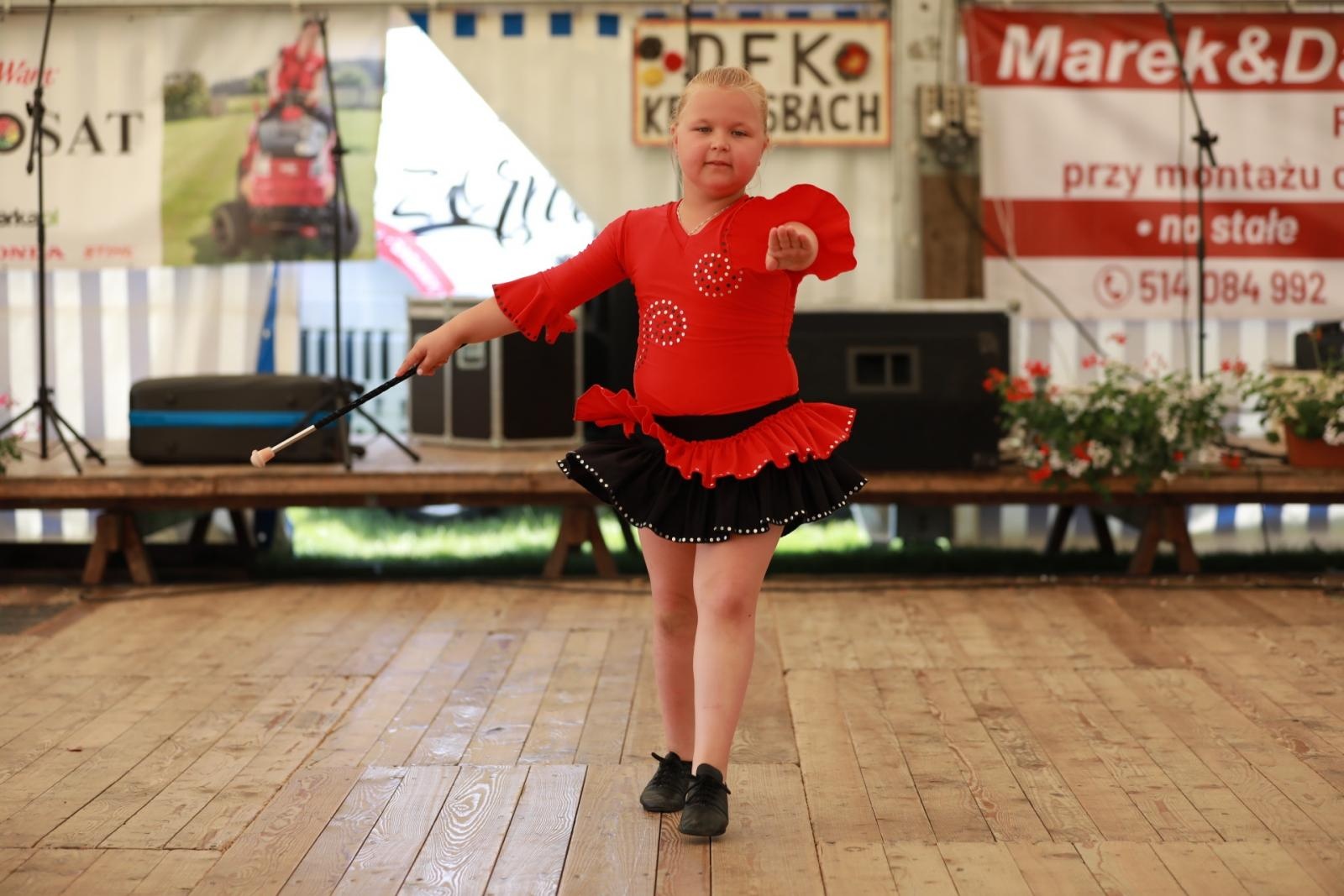 Zdjęcie w galerii na portalu naszraciborz.pl: 100 lat OSP Bojanów. Wesoło i kolorowo na scenie wiadomości z regionu