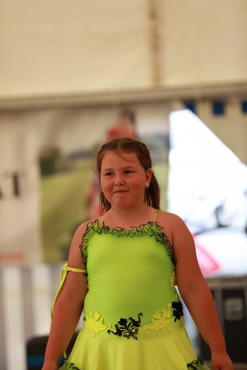 Zdjęcie w galerii na portalu naszraciborz.pl: 100 lat OSP Bojanów. Wesoło i kolorowo na scenie wiadomości z regionu