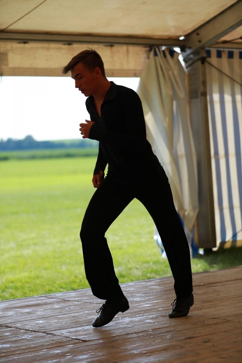 Zdjęcie w galerii na portalu naszraciborz.pl: 100 lat OSP Bojanów. Wesoło i kolorowo na scenie wiadomości z regionu