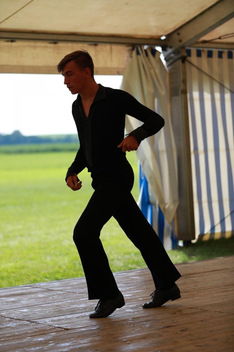 Zdjęcie w galerii na portalu naszraciborz.pl: 100 lat OSP Bojanów. Wesoło i kolorowo na scenie wiadomości z regionu