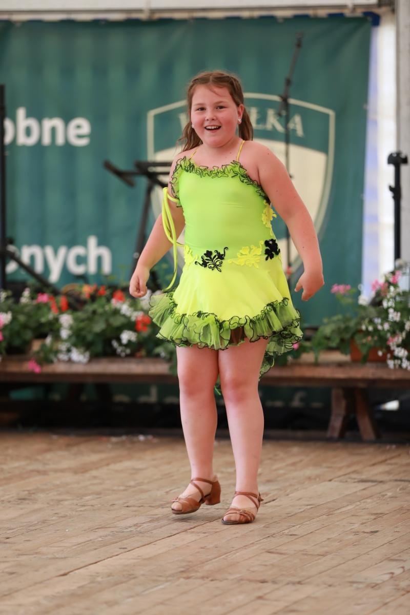 Zdjęcie w galerii na portalu naszraciborz.pl: 100 lat OSP Bojanów. Wesoło i kolorowo na scenie wiadomości z regionu