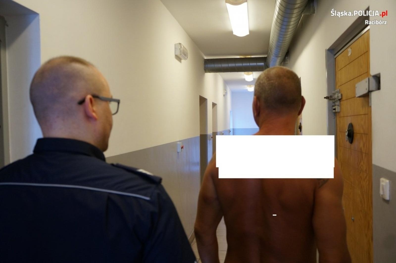 Zdjęcie w galerii na portalu naszraciborz.pl: Trzech mieszkańców Raciborza zaatakowało policjantów [FOTO] wiadomości z regionu