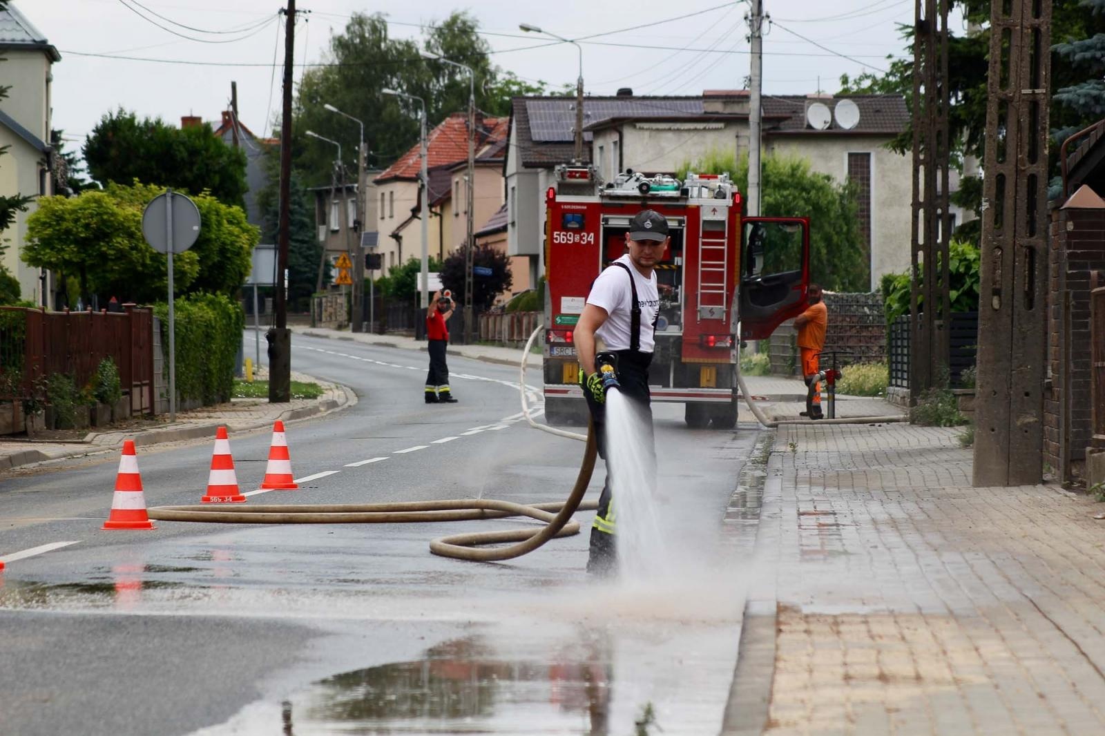 Zdjęcie w galerii na portalu naszraciborz.pl: Raport 998. Wielkie sprzątanie po nawałnicy wiadomości z regionu