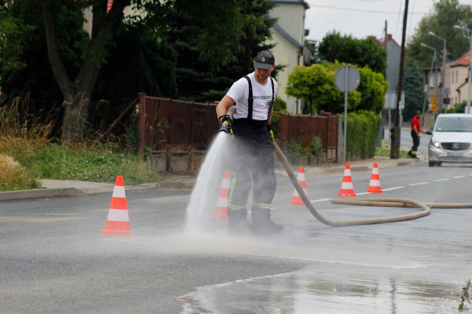 Zdjęcie w galerii na portalu naszraciborz.pl: Raport 998. Wielkie sprzątanie po nawałnicy wiadomości z regionu