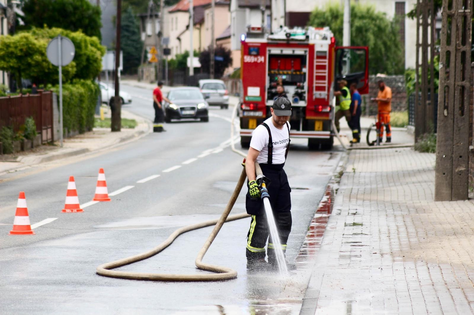 Zdjęcie w galerii na portalu naszraciborz.pl: Raport 998. Wielkie sprzątanie po nawałnicy wiadomości z regionu