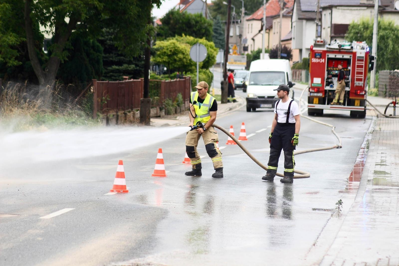 Zdjęcie w galerii na portalu naszraciborz.pl: Raport 998. Wielkie sprzątanie po nawałnicy wiadomości z regionu