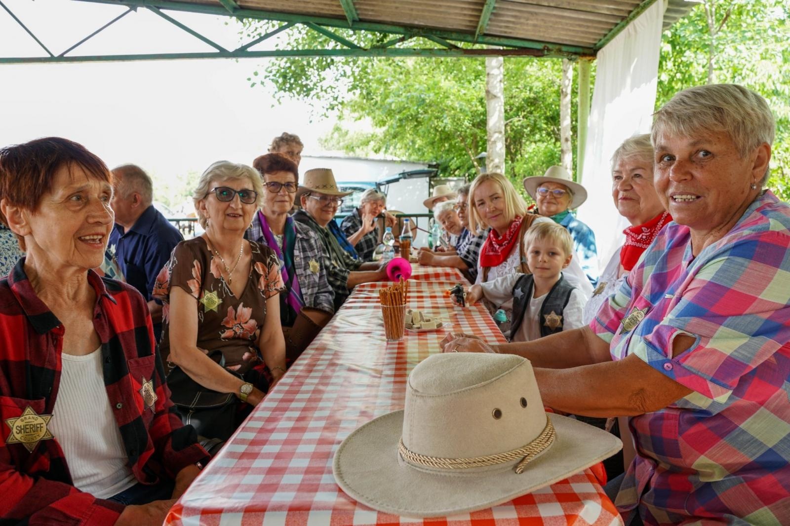 Zdjęcie w galerii na portalu naszraciborz.pl: IV Senioralia w westernowym klimacie [FOTO i WIDEO] wiadomości z regionu