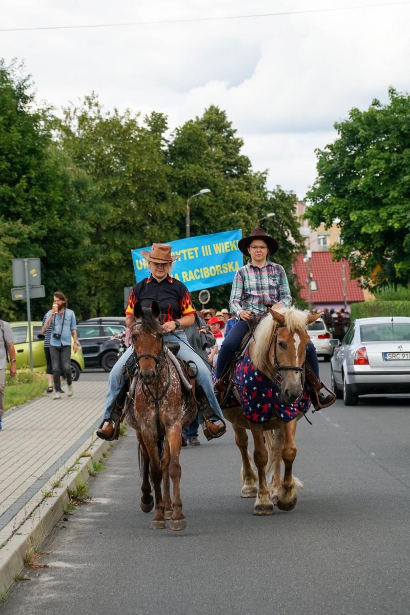 Zdjęcie w galerii na portalu naszraciborz.pl: IV Senioralia w westernowym klimacie [FOTO i WIDEO] wiadomości z regionu