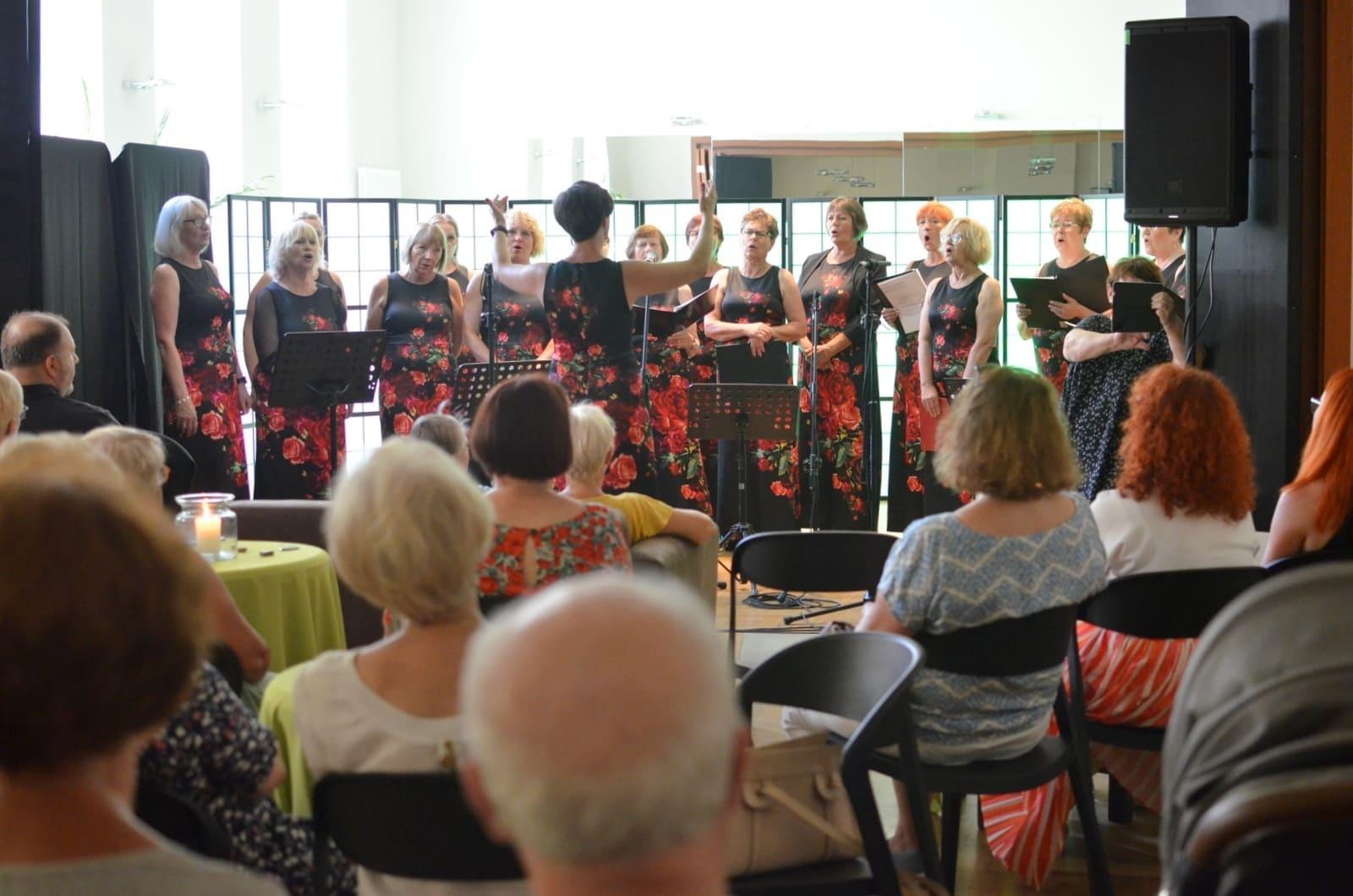 Zdjęcie w galerii na portalu naszraciborz.pl: Radosny jubileusz Chóru VIVO wiadomości z regionu