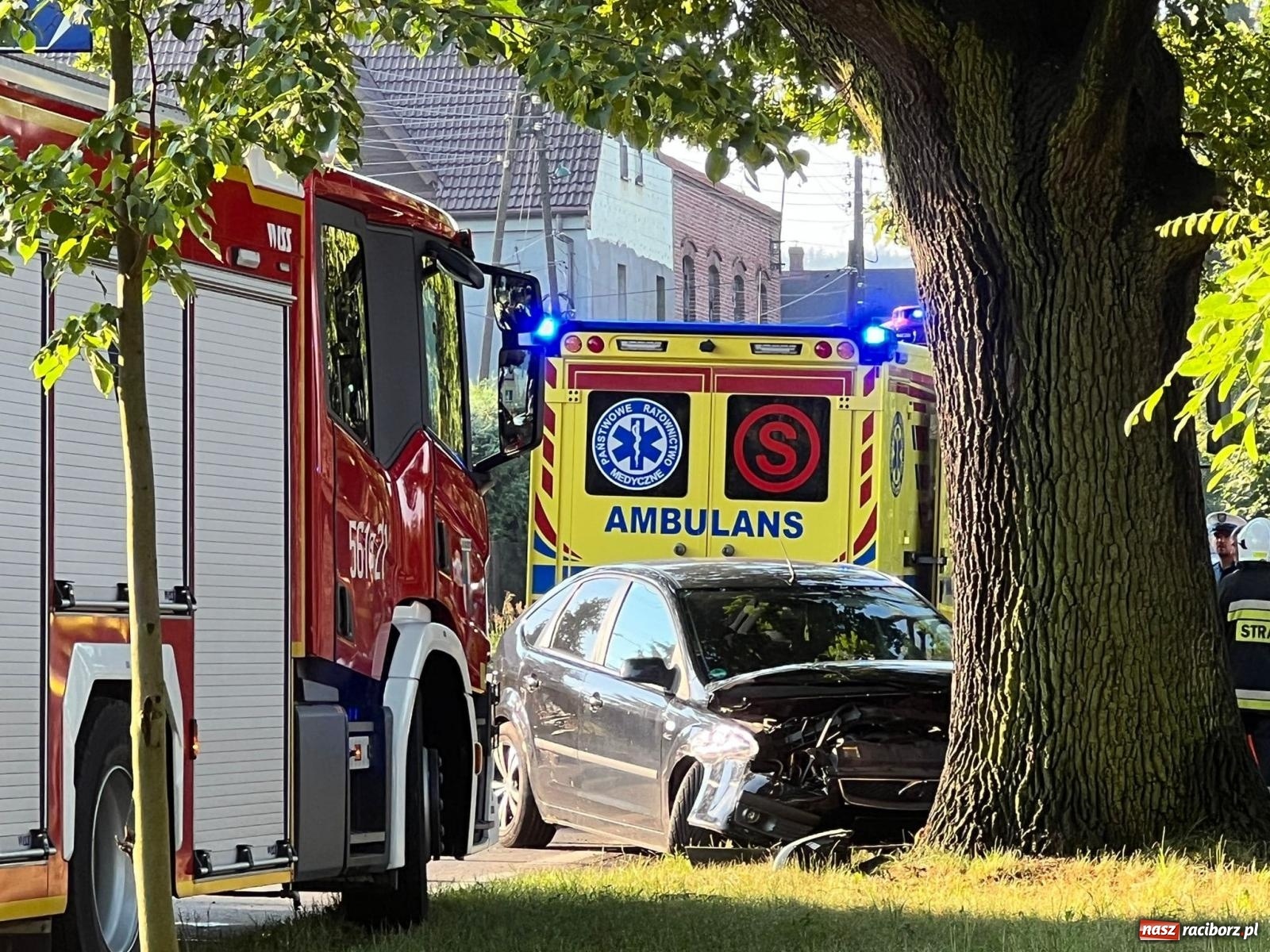 Zdjęcie w galerii na portalu naszraciborz.pl: Ford i toyota zderzyły się na Brzeskiej. Jeden z kierujących pod wpływem! wiadomości z regionu