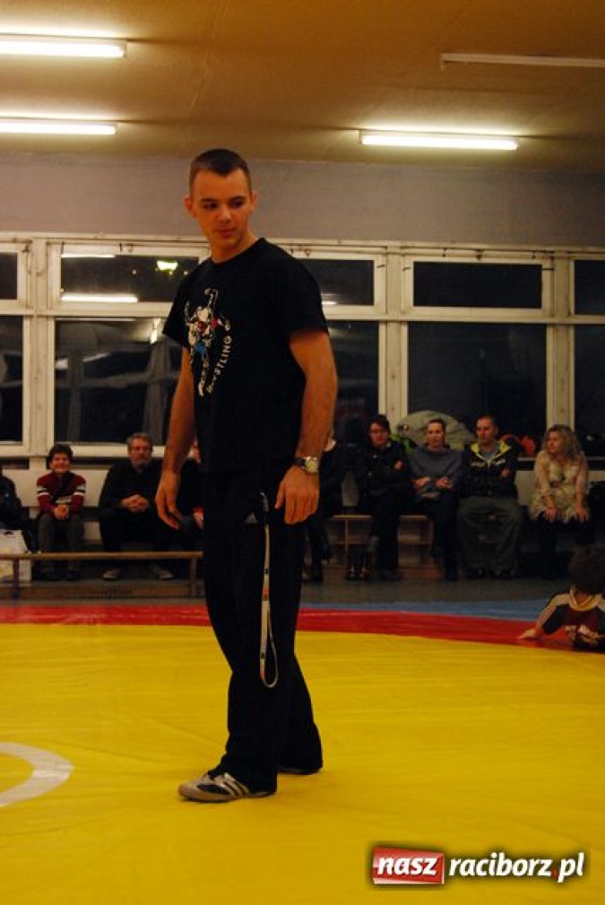 Zdjęcie w galerii na portalu naszraciborz.pl: Pierwsze kroki na macie wiadomości z regionu