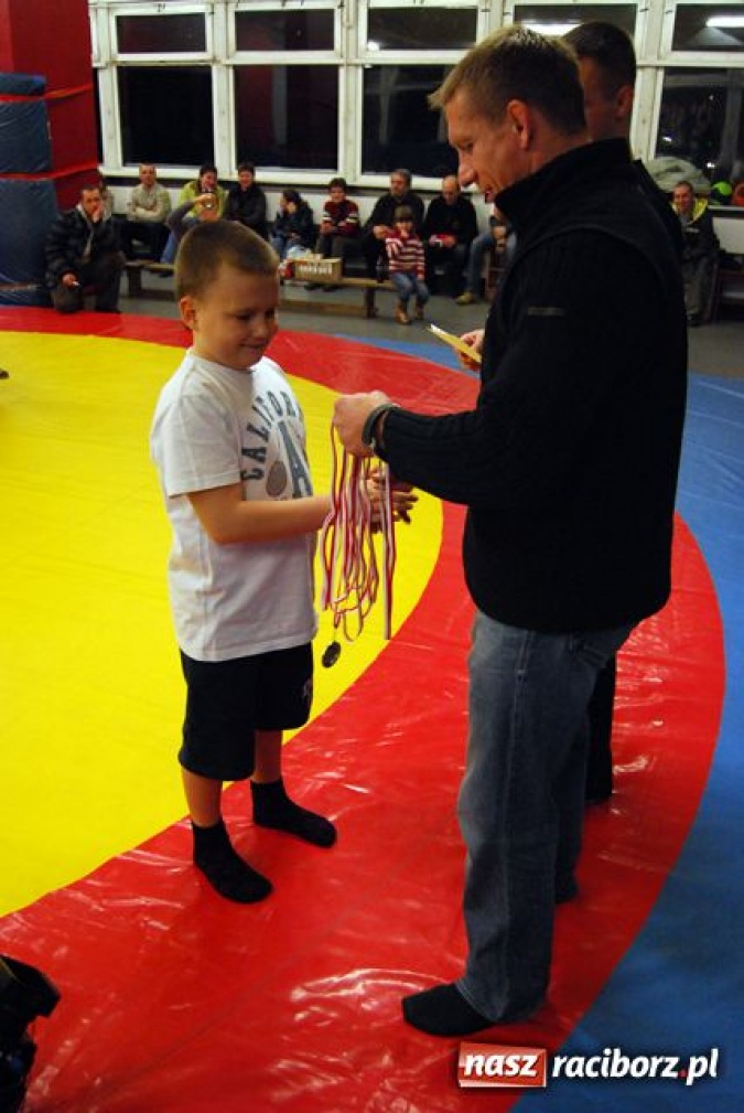 Zdjęcie w galerii na portalu naszraciborz.pl: Pierwsze kroki na macie wiadomości z regionu