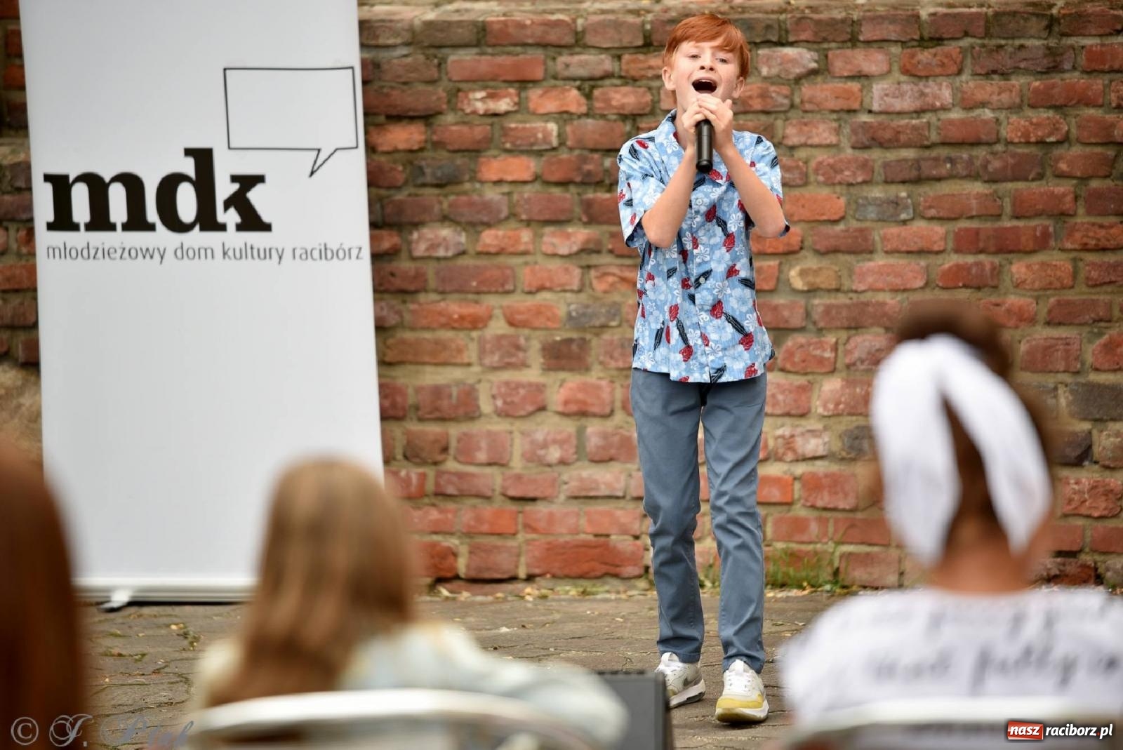 Zdjęcie w galerii na portalu naszraciborz.pl: Wokaliści Czwartej Ściany w koncercie na zamku wiadomości z regionu