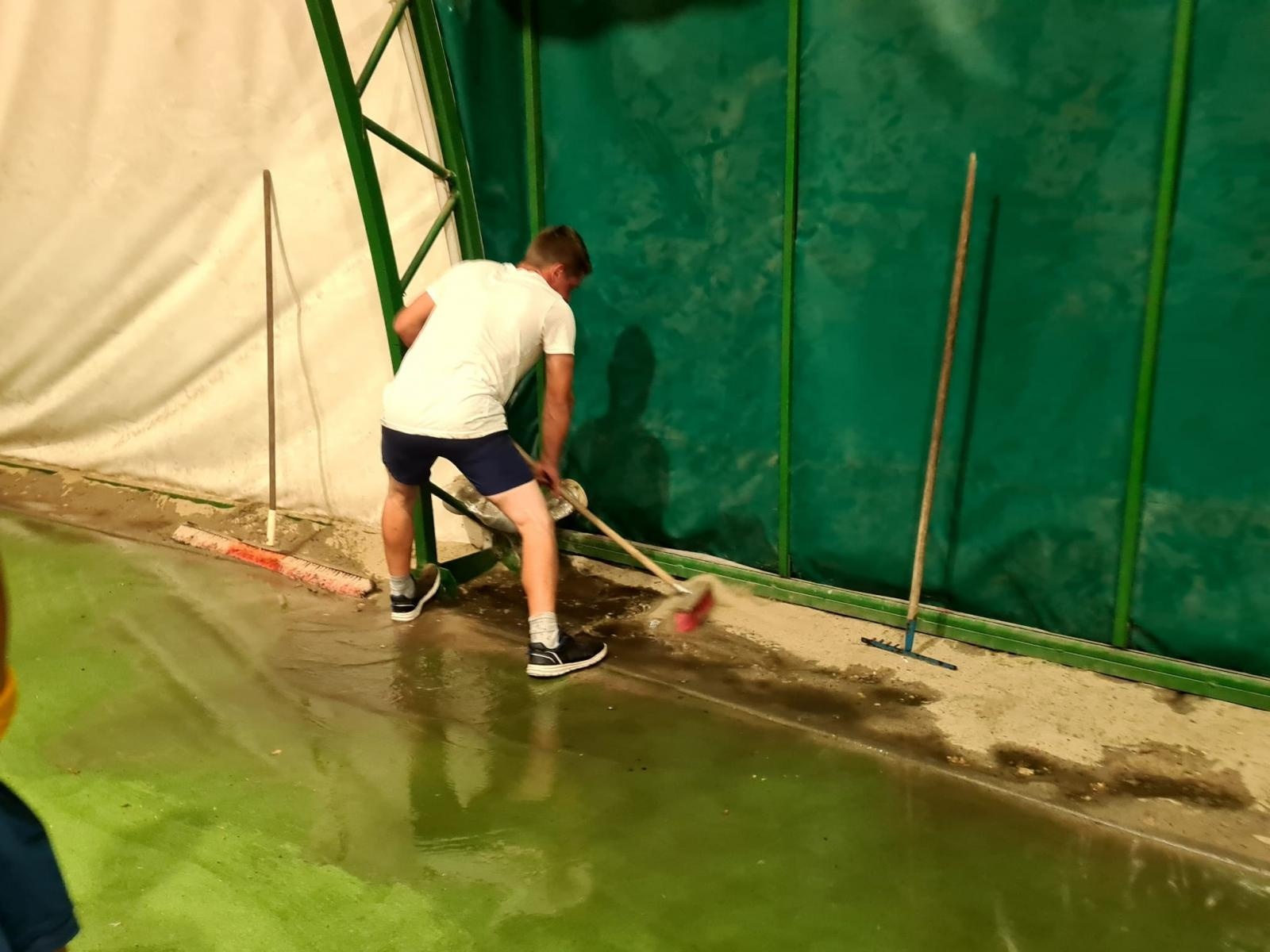 Zdjęcie w galerii na portalu naszraciborz.pl: List do redakcji: Stan techniczny tego kortu to skandal! wiadomości z regionu