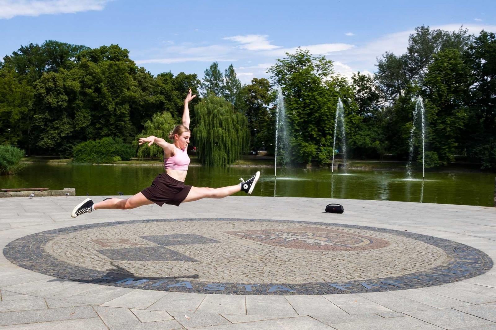 Zdjęcie w galerii na portalu naszraciborz.pl: Kolory życia. Dwudniowe polsko-czeskie warsztaty taneczne w RCK [FOTO] wiadomości z regionu