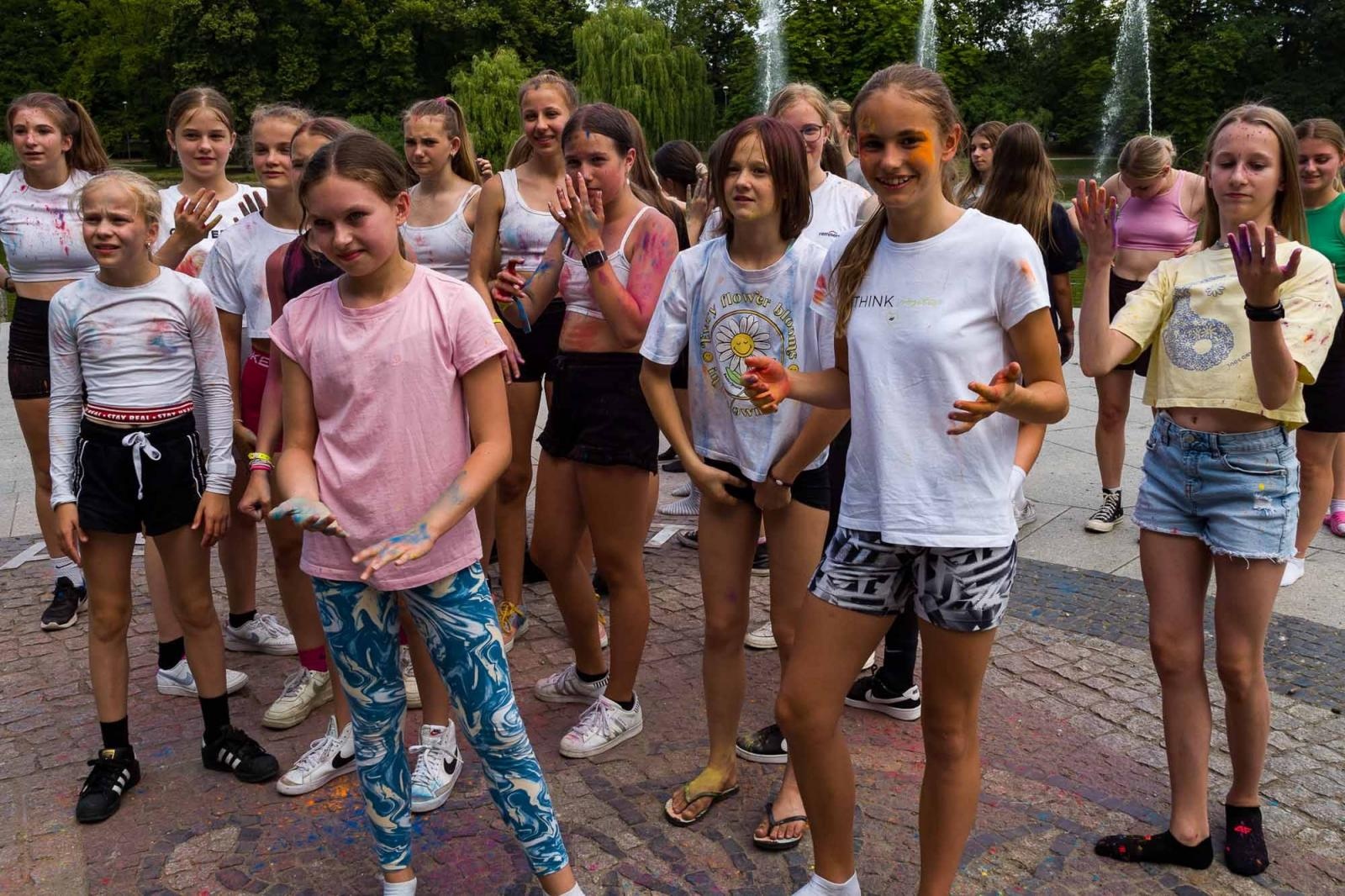 Zdjęcie w galerii na portalu naszraciborz.pl: Kolory życia. Dwudniowe polsko-czeskie warsztaty taneczne w RCK [FOTO] wiadomości z regionu