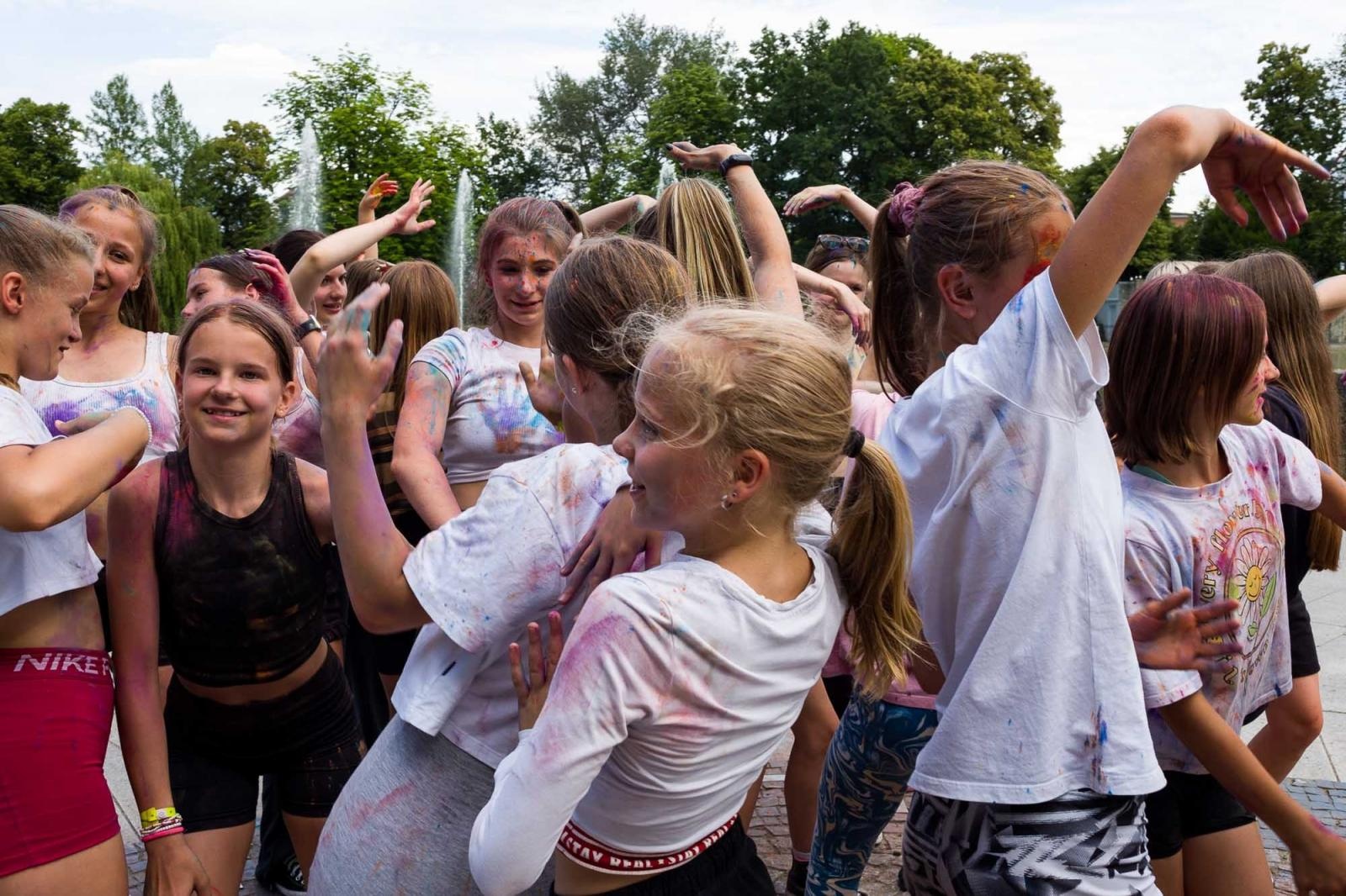 Zdjęcie w galerii na portalu naszraciborz.pl: Kolory życia. Dwudniowe polsko-czeskie warsztaty taneczne w RCK [FOTO] wiadomości z regionu
