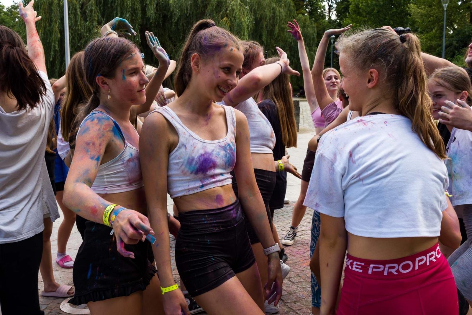 Zdjęcie w galerii na portalu naszraciborz.pl: Kolory życia. Dwudniowe polsko-czeskie warsztaty taneczne w RCK [FOTO] wiadomości z regionu