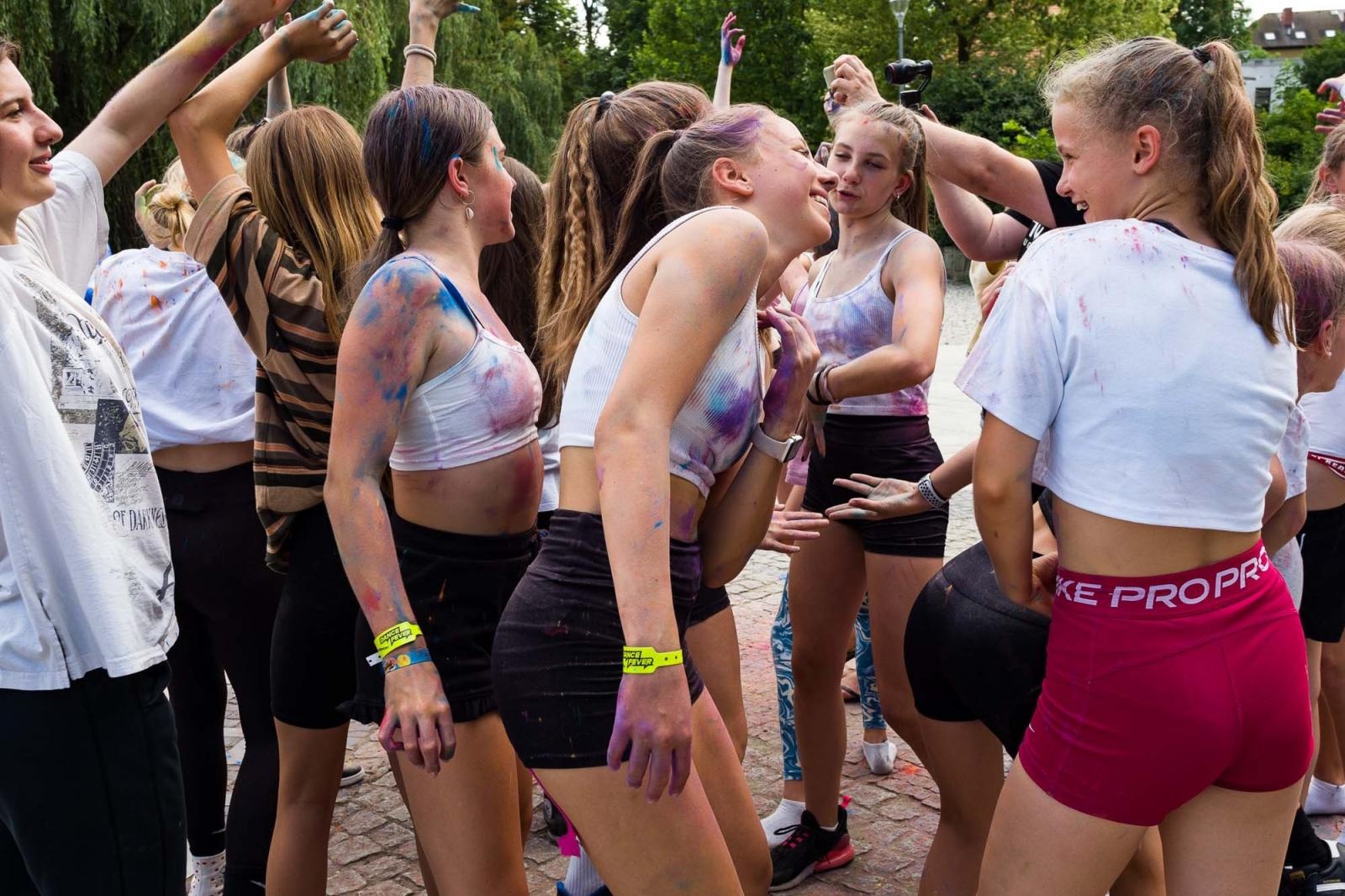 Zdjęcie w galerii na portalu naszraciborz.pl: Kolory życia. Dwudniowe polsko-czeskie warsztaty taneczne w RCK [FOTO] wiadomości z regionu