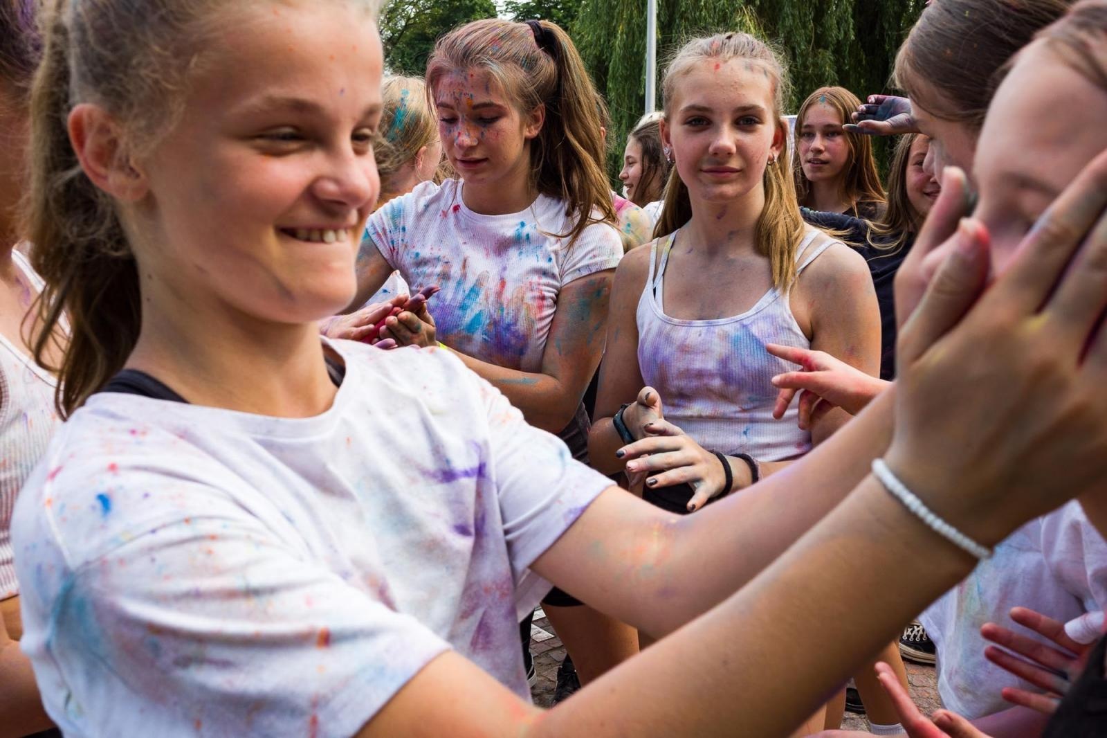 Zdjęcie w galerii na portalu naszraciborz.pl: Kolory życia. Dwudniowe polsko-czeskie warsztaty taneczne w RCK [FOTO] wiadomości z regionu