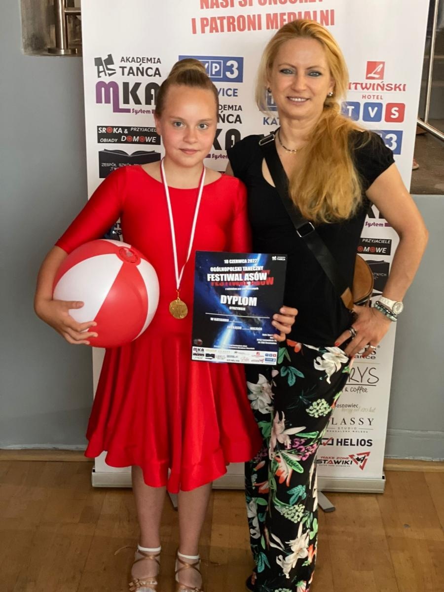 Zdjęcie w galerii na portalu naszraciborz.pl: Taneczne sukcesy Zuzanny Petryszak wiadomości z regionu