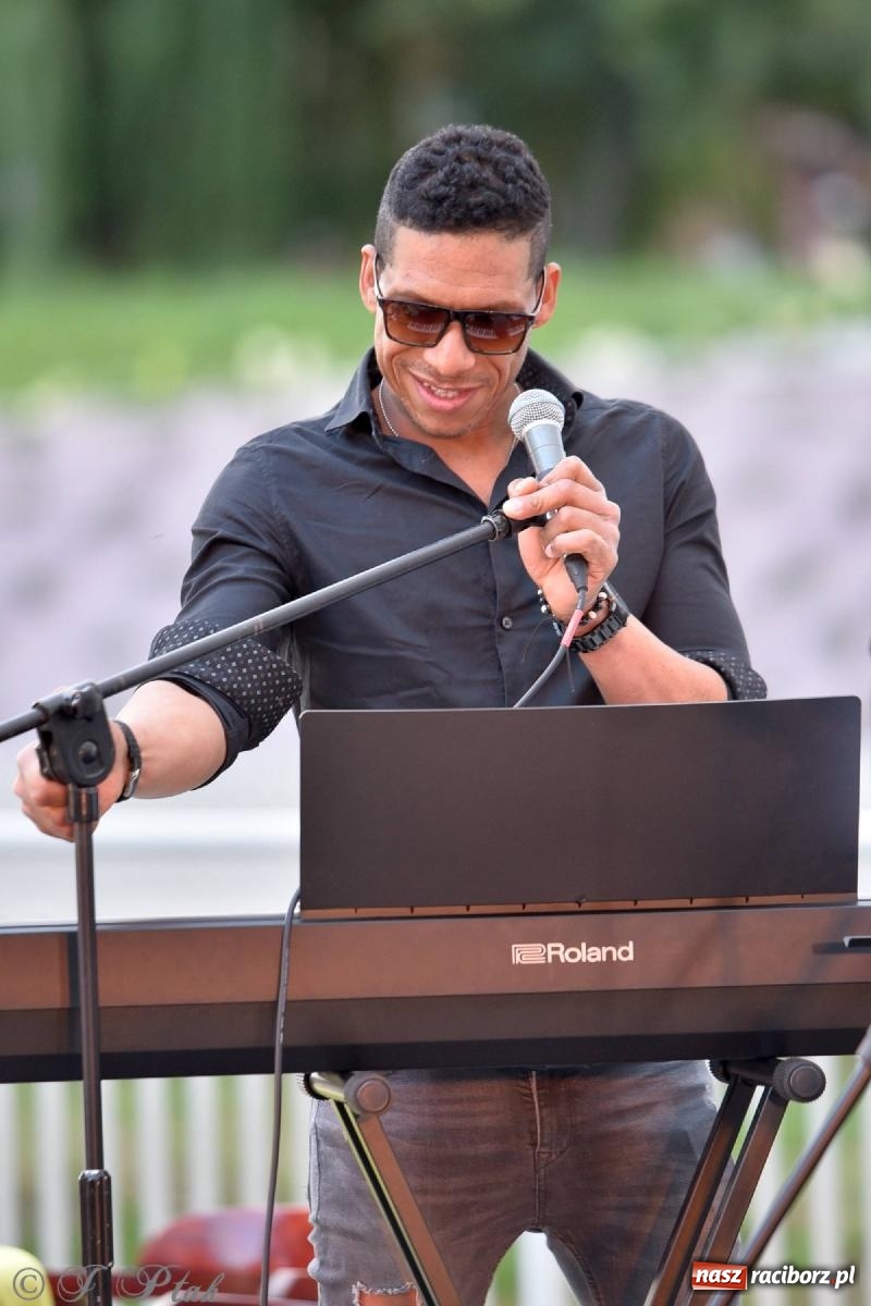 Zdjęcie w galerii na portalu naszraciborz.pl: Kubańskie rytmy rozgrzały raciborskie bulwary [FOTO i WIDEO] wiadomości z regionu