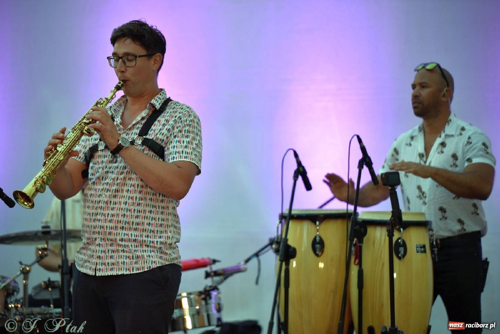 Zdjęcie w galerii na portalu naszraciborz.pl: Kubańskie rytmy rozgrzały raciborskie bulwary [FOTO i WIDEO] wiadomości z regionu