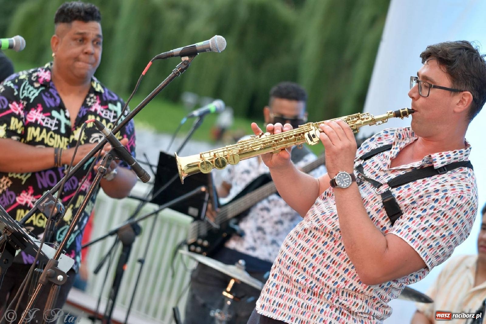 Zdjęcie w galerii na portalu naszraciborz.pl: Kubańskie rytmy rozgrzały raciborskie bulwary [FOTO i WIDEO] wiadomości z regionu
