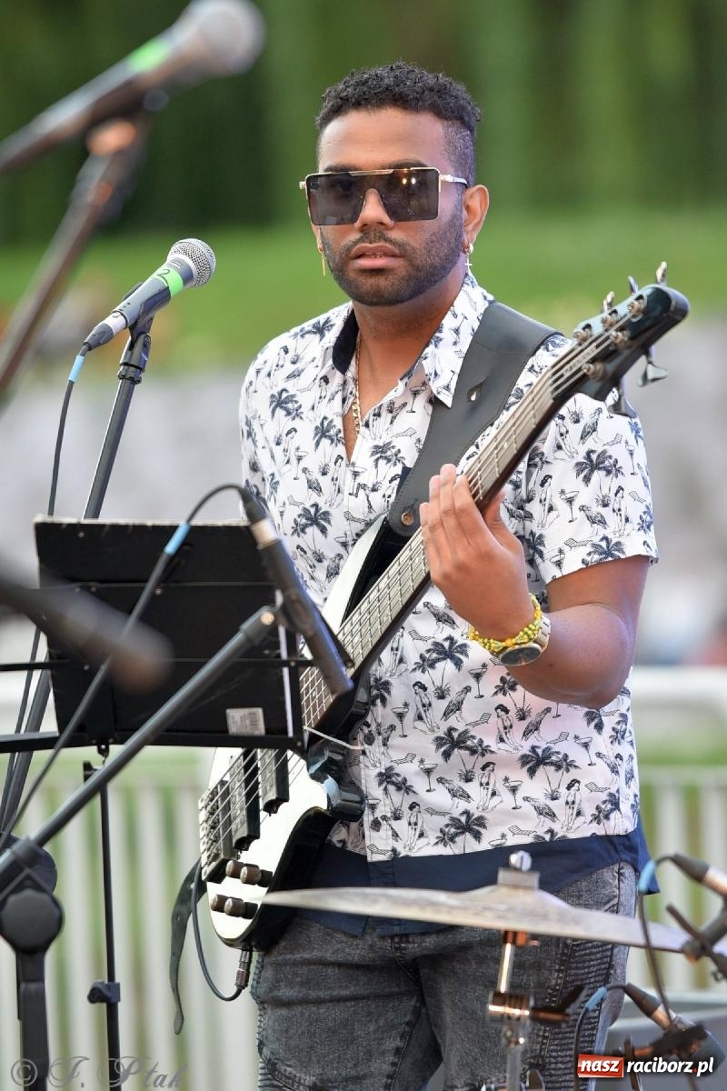 Zdjęcie w galerii na portalu naszraciborz.pl: Kubańskie rytmy rozgrzały raciborskie bulwary [FOTO i WIDEO] wiadomości z regionu