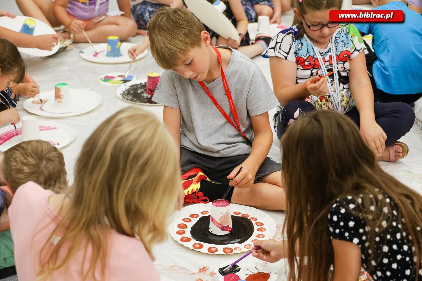 Zdjęcie w galerii na portalu naszraciborz.pl: Z Krecikiem i Aztekami podczas 2 tygodnia Baśniowego Lata z Biblioteką wiadomości z regionu