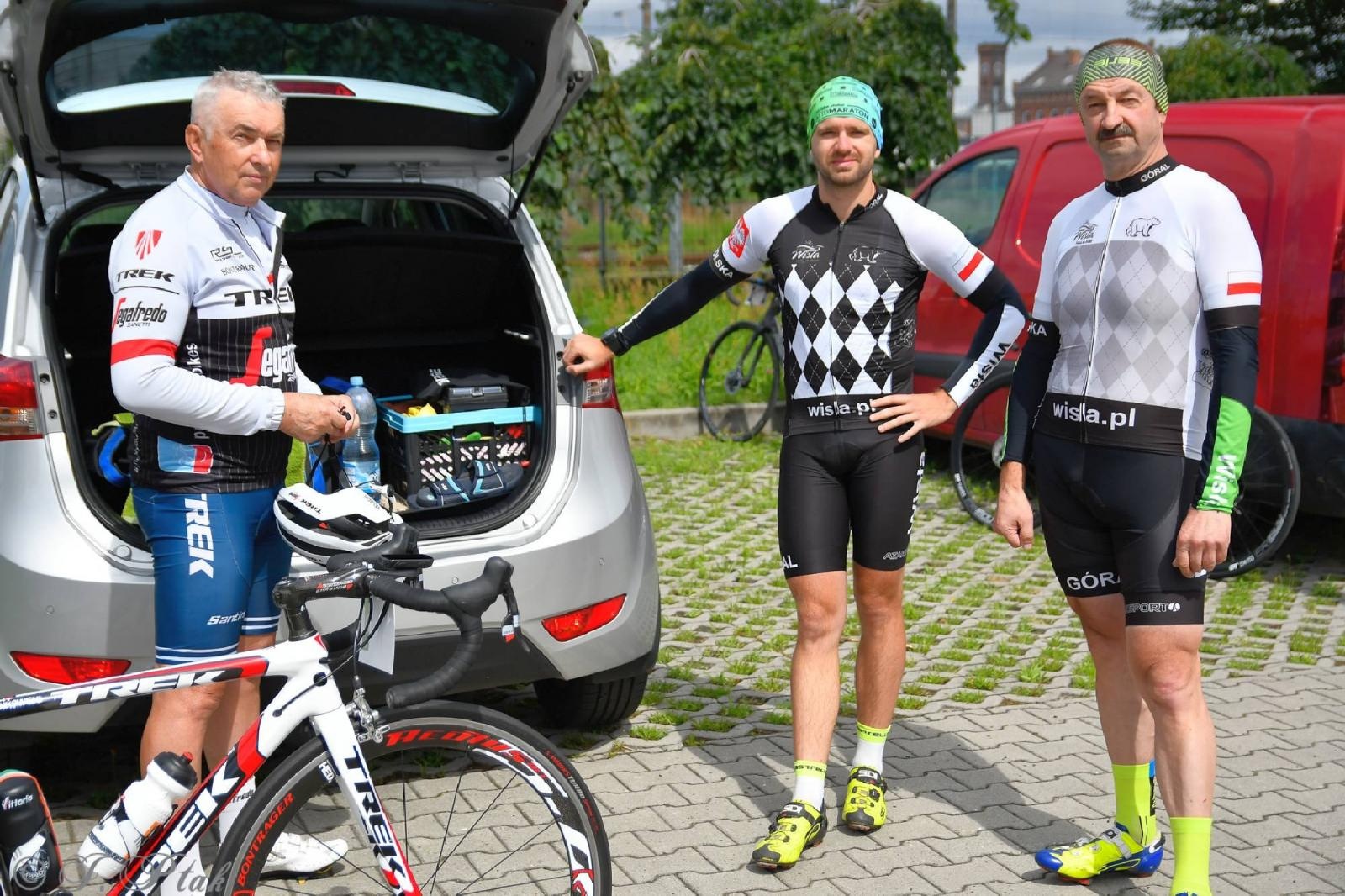 Zdjęcie w galerii na portalu naszraciborz.pl: Rajdy dla frajdy zawitały do Raciborza [FOTO i WIDEO] wiadomości z regionu