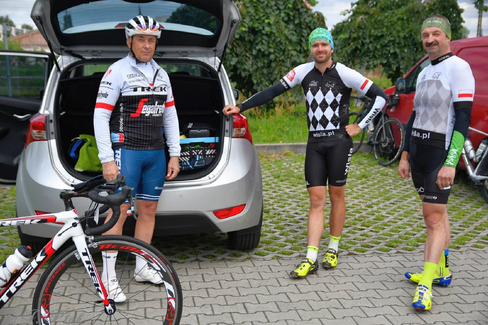 Zdjęcie w galerii na portalu naszraciborz.pl: Rajdy dla frajdy zawitały do Raciborza [FOTO i WIDEO] wiadomości z regionu