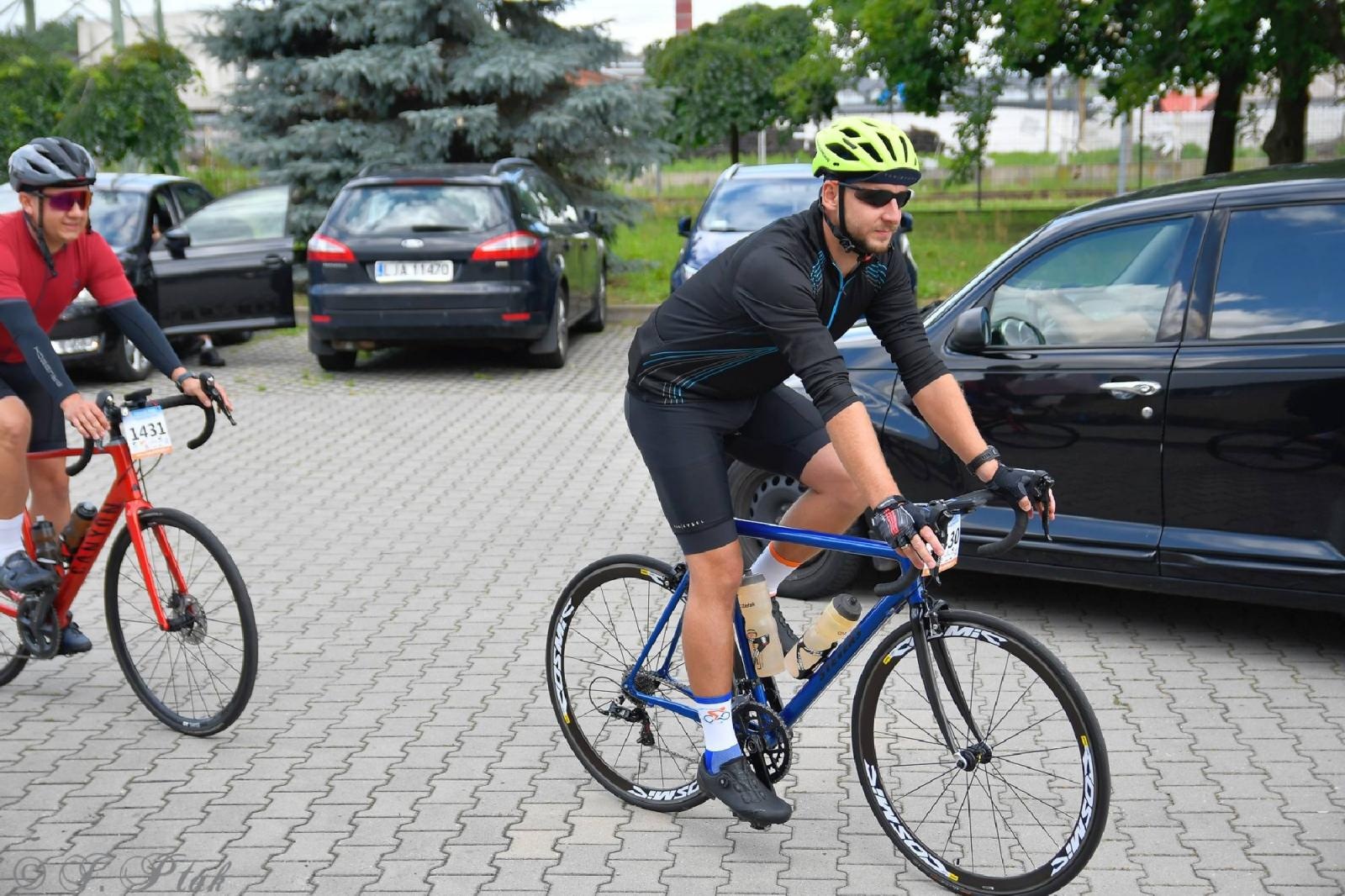 Zdjęcie w galerii na portalu naszraciborz.pl: Rajdy dla frajdy zawitały do Raciborza [FOTO i WIDEO] wiadomości z regionu