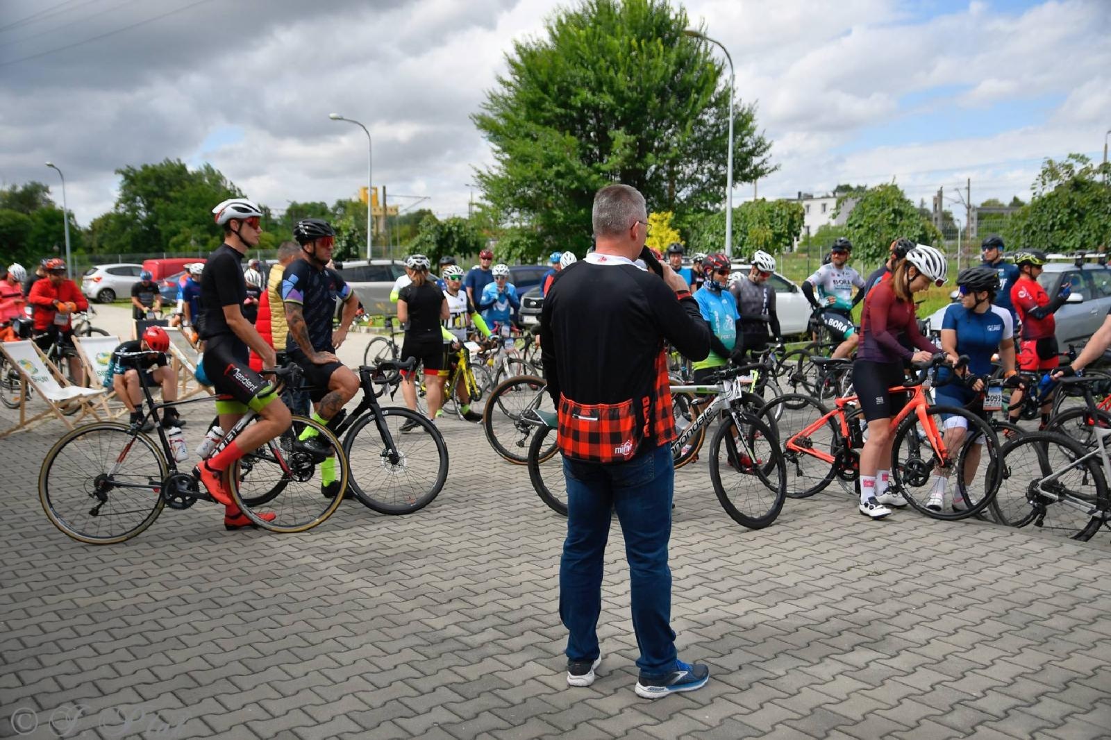 Zdjęcie w galerii na portalu naszraciborz.pl: Rajdy dla frajdy zawitały do Raciborza [FOTO i WIDEO] wiadomości z regionu