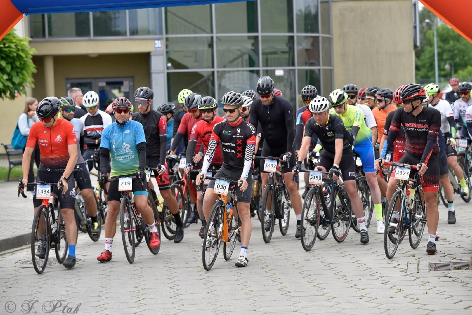 Zdjęcie w galerii na portalu naszraciborz.pl: Rajdy dla frajdy zawitały do Raciborza [FOTO i WIDEO] wiadomości z regionu