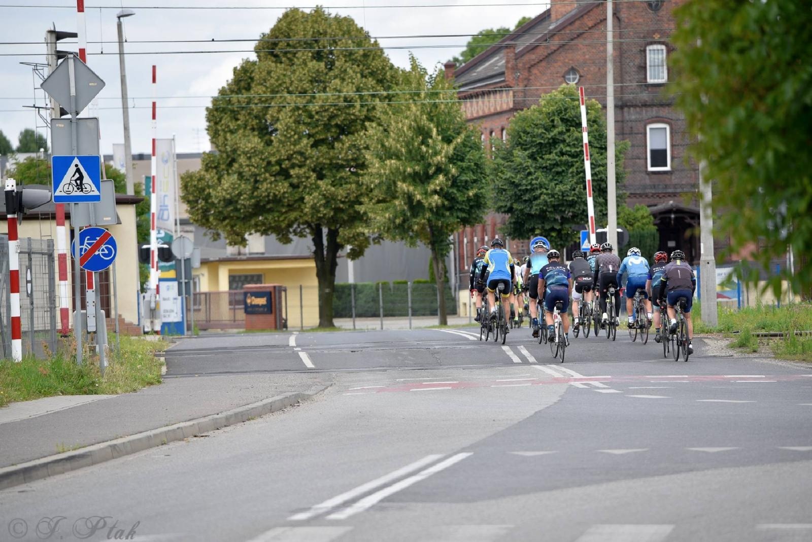 Zdjęcie w galerii na portalu naszraciborz.pl: Rajdy dla frajdy zawitały do Raciborza [FOTO i WIDEO] wiadomości z regionu