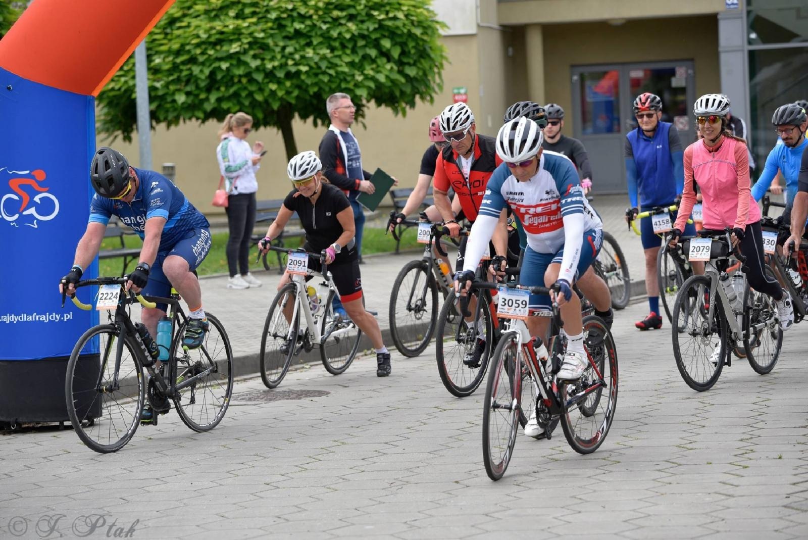 Zdjęcie w galerii na portalu naszraciborz.pl: Rajdy dla frajdy zawitały do Raciborza [FOTO i WIDEO] wiadomości z regionu