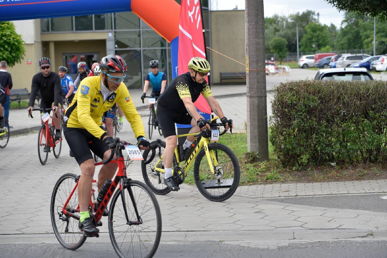 Zdjęcie w galerii na portalu naszraciborz.pl: Rajdy dla frajdy zawitały do Raciborza [FOTO i WIDEO] wiadomości z regionu
