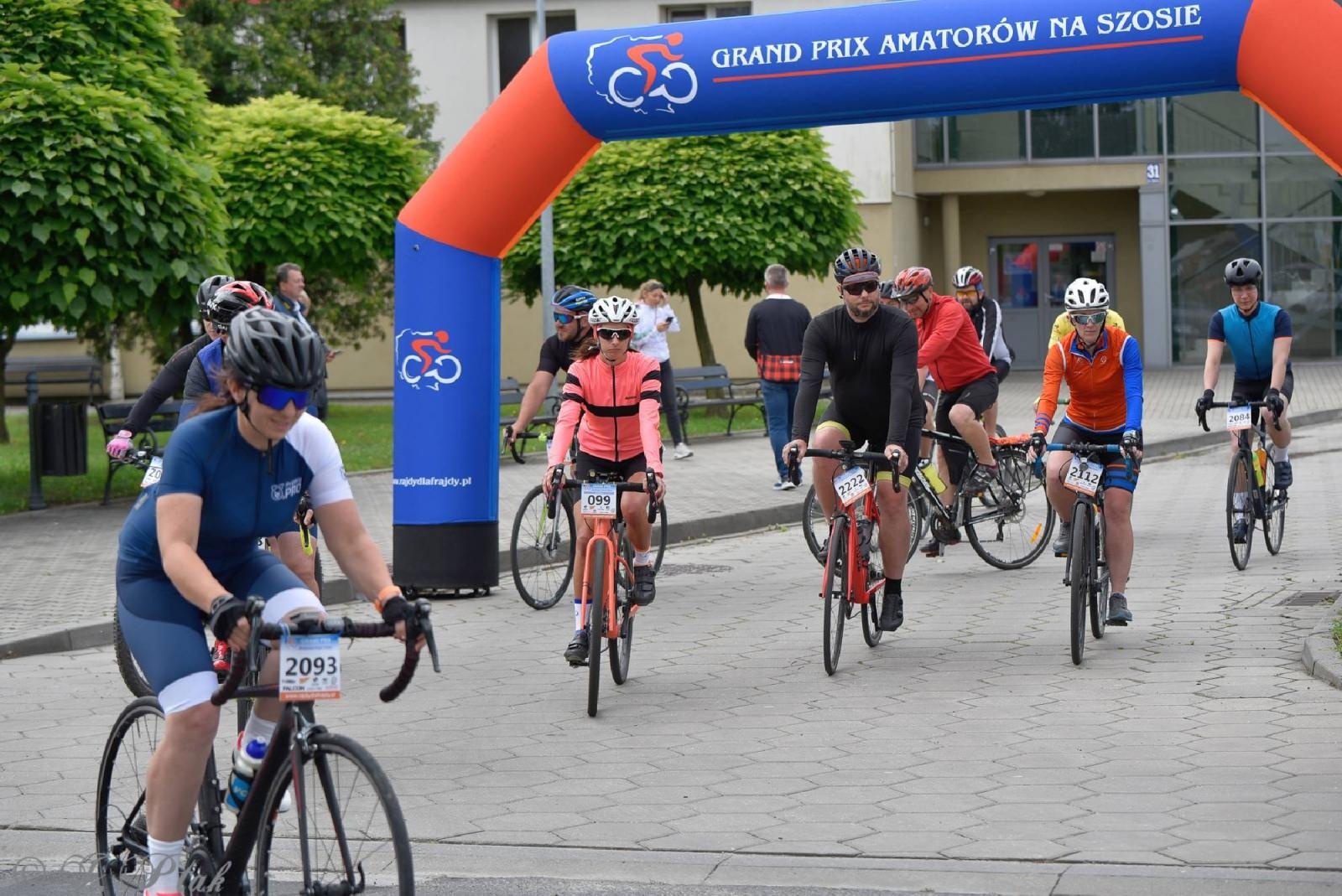 Zdjęcie w galerii na portalu naszraciborz.pl: Rajdy dla frajdy zawitały do Raciborza [FOTO i WIDEO] wiadomości z regionu