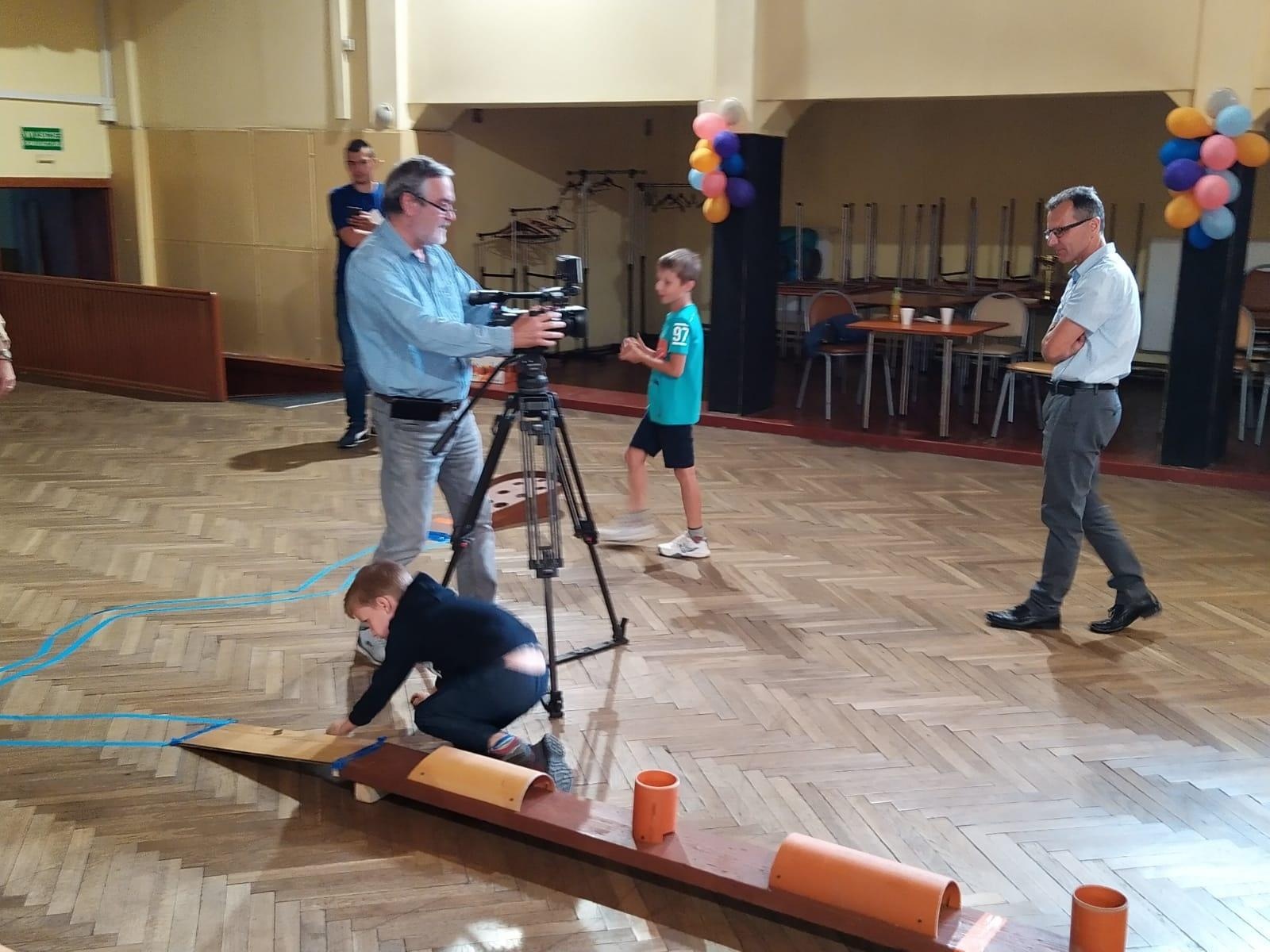 Zdjęcie w galerii na portalu naszraciborz.pl: W Krzanowicach odbyła się KAPSLOMANIA. Nagrodzono najładniejsze ogródki wiadomości z regionu