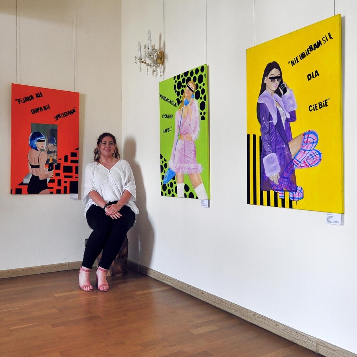 Zdjęcie w galerii na portalu naszraciborz.pl: DYPLOMY 2022 - studenckie obrony na zamku wiadomości z regionu