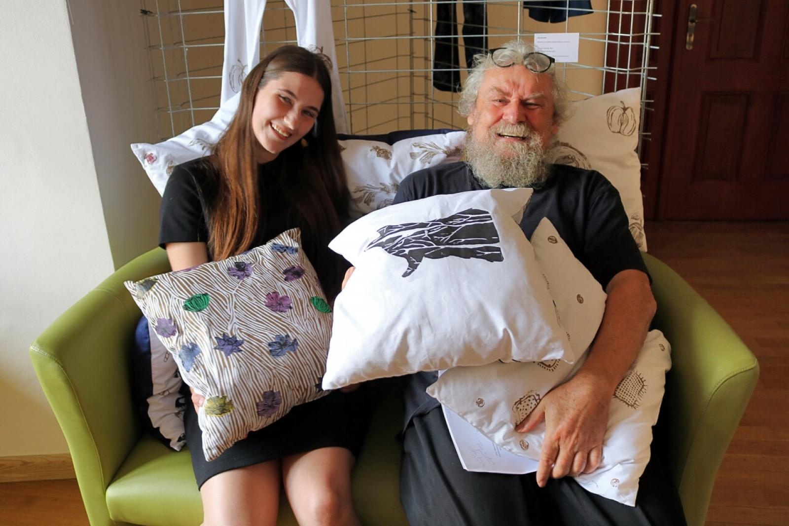 Zdjęcie w galerii na portalu naszraciborz.pl: DYPLOMY 2022 - studenckie obrony na zamku wiadomości z regionu