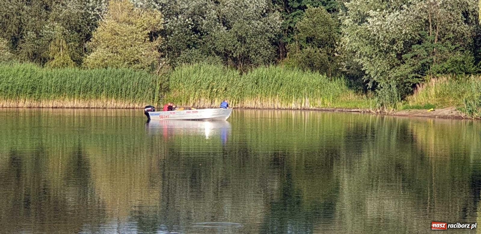 Zdjęcie w galerii na portalu naszraciborz.pl: Czwarta ofiara żwirowni w tym roku. Strażacy szukają ciała 39-latka [FOTO] wiadomości z regionu