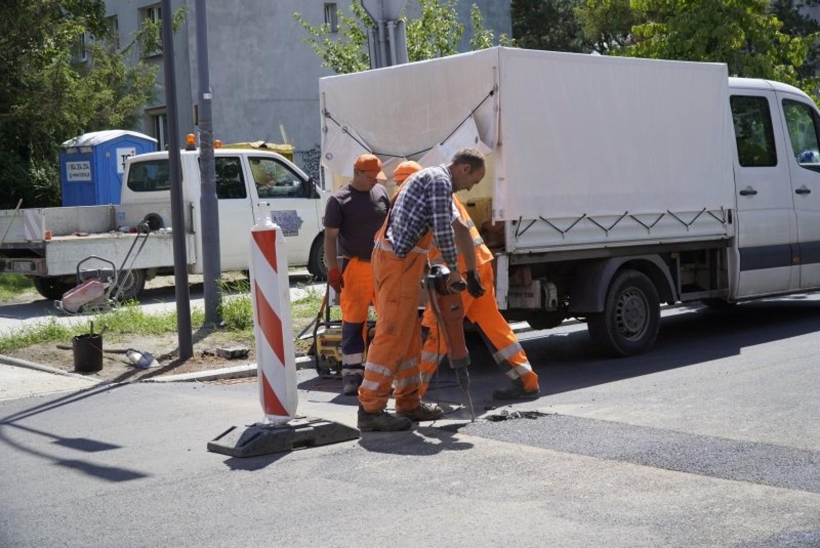 Zdjęcie w galerii na portalu naszraciborz.pl: Prace przy Słowackiego-Ogrodowej-Karola Miarki finiszują wiadomości z regionu