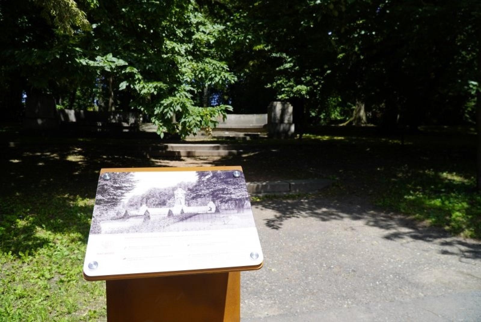 Zdjęcie w galerii na portalu naszraciborz.pl: Racibórz Retro: więcej tablic odkrywa przeszłość miasta wiadomości z regionu