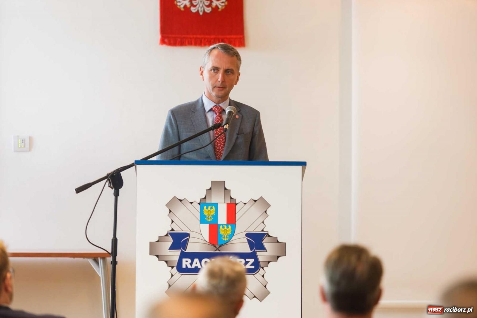 Zdjęcie w galerii na portalu naszraciborz.pl: Święto Policji w raciborskim garnizonie. Na zamku wręczono mianowania na wyższe stopnie wiadomości z regionu