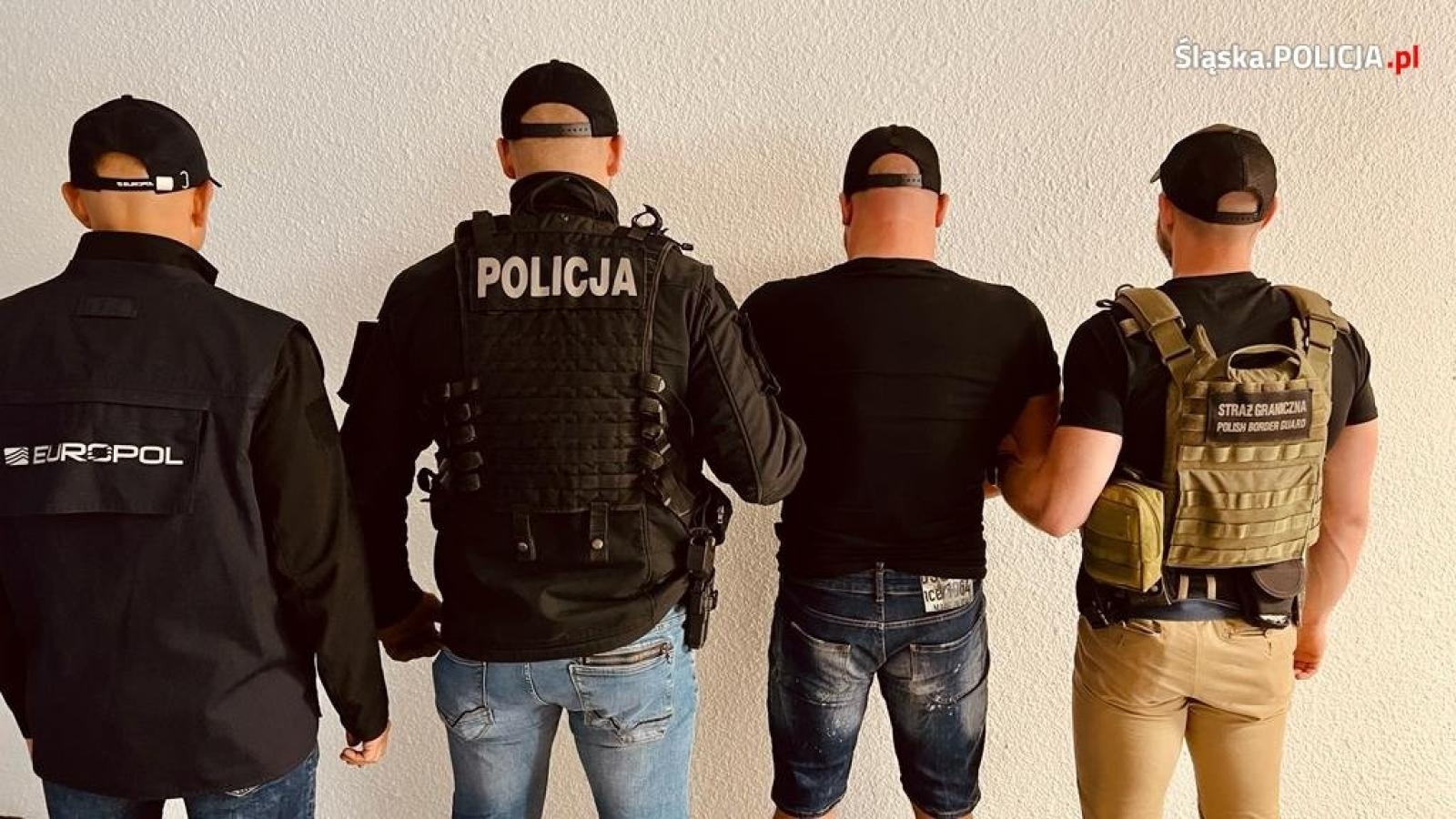 Zdjęcie w galerii na portalu naszraciborz.pl: Gang pseudokibiców przemycał ludzi [FOTO i WIDEO] wiadomości z regionu