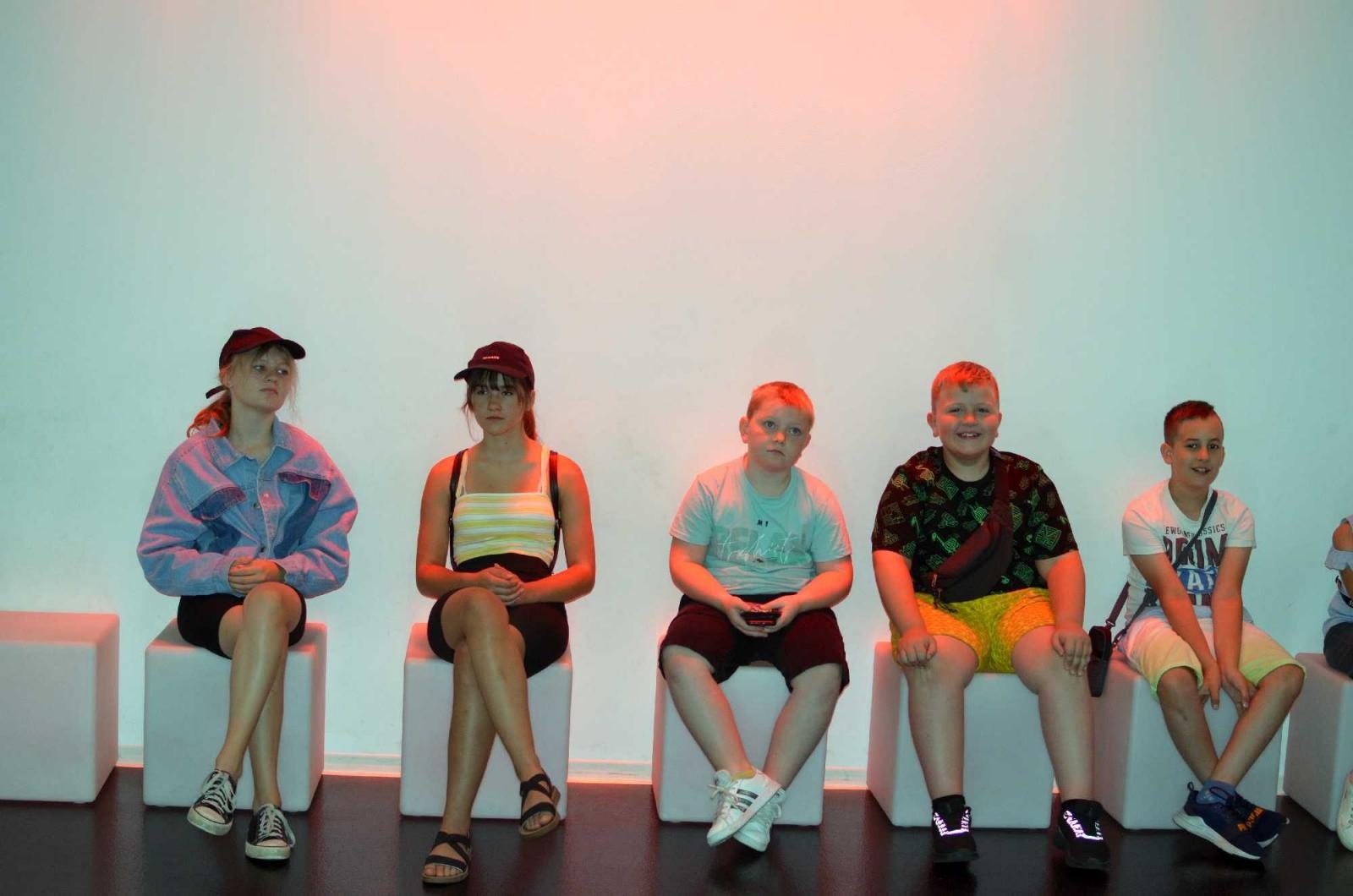 Zdjęcie w galerii na portalu naszraciborz.pl: Fascynująca podróż małych raciborzan w świat kolorów [FOTO] wiadomości z regionu