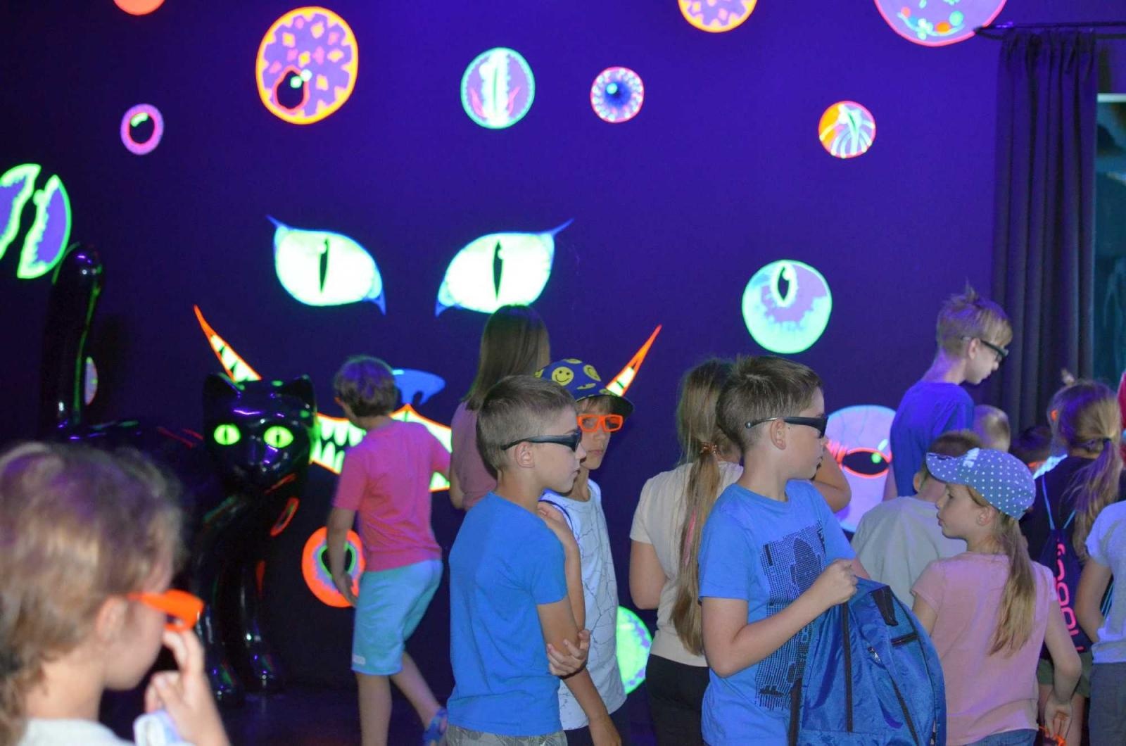 Zdjęcie w galerii na portalu naszraciborz.pl: Fascynująca podróż małych raciborzan w świat kolorów [FOTO] wiadomości z regionu